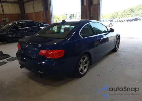 2011 BMW 335I xDrive z USA, uszkodzony, nr VIN WBAKF9C5XBE262176